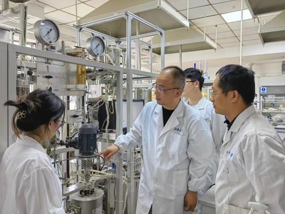 江南大学取得重大科研突破 二氧化碳一步变乙醇